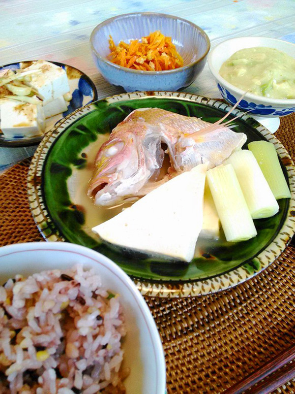 白身魚のマース煮 ひろし屋の島豆腐使用